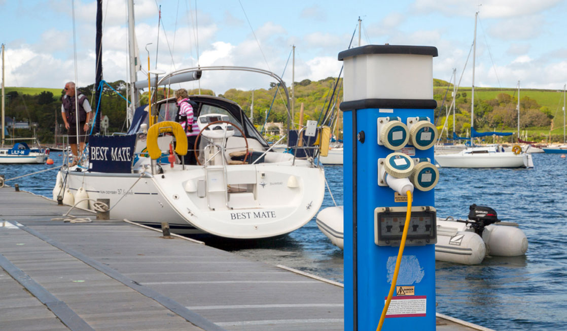 Electricity facilities on pontoon